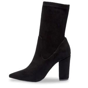 NWOT Jane and The Shoe Alisa Booties Sz 6